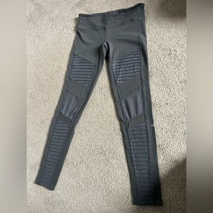 Alo leggings